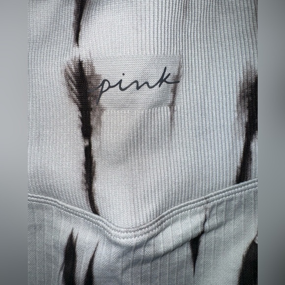 Women’s Victoria's Secret PINK Tie Dye Stretch Compression Leggings Size L BNWT - Picture 3 of 4